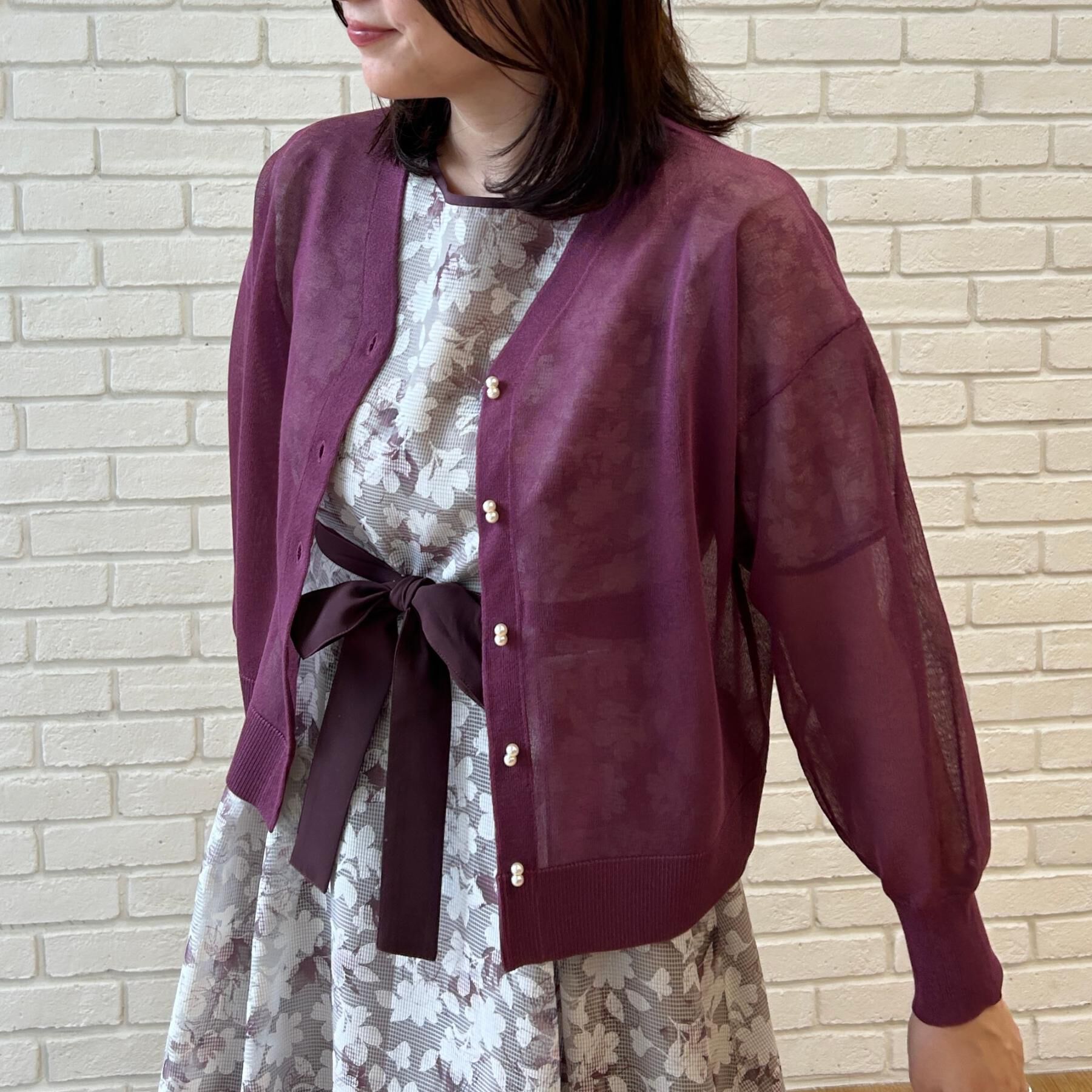 Couture broach「【上品な透け感】ダブルパール調釦 愛されシアーカーディガン」|カーディガン|
