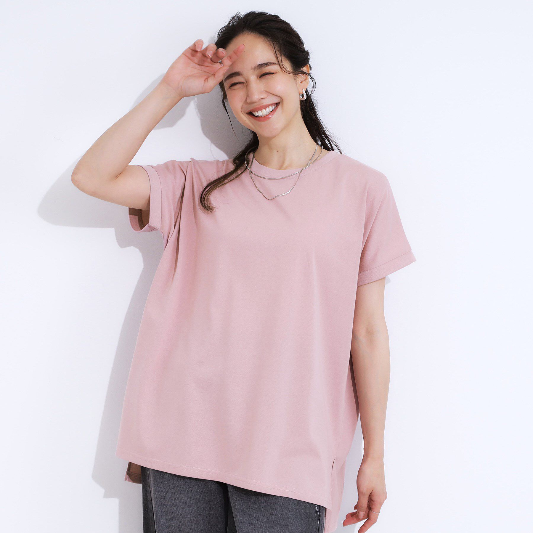 SHOO･LA･RUE「【洗える/S-LL/ひんやり/UV】汗をかいても気になりにくい スリットトップス」|Tシャツ・カットソー|