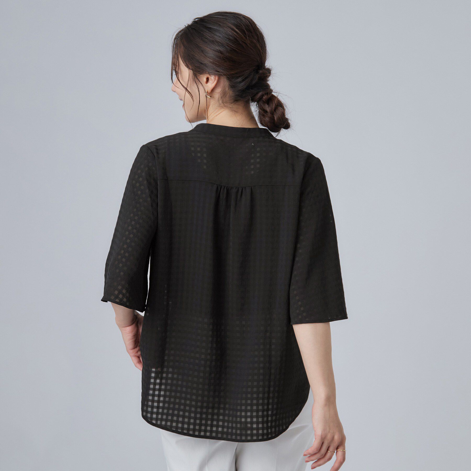 SHOO･LA･RUE「【洗濯機可/S-LL】大人も甘すぎず着られる ギンガムシアーブラウス」|シャツ・ブラウス|