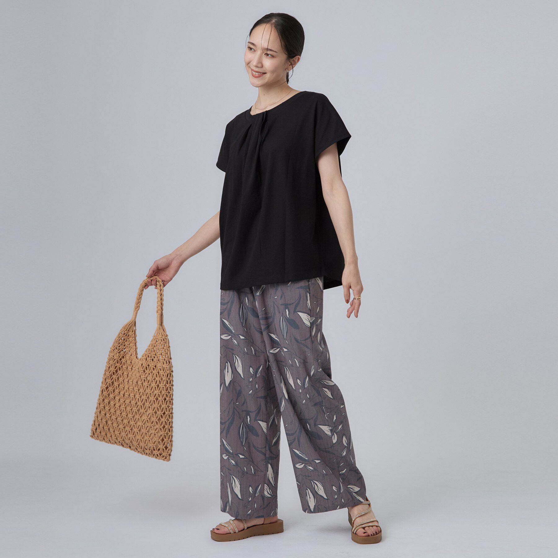 SHOO･LA･RUE「【ひんやり/前後2WAY/S-LL】楽に着られて好印象 やわらかトップス」|Tシャツ・カットソー|