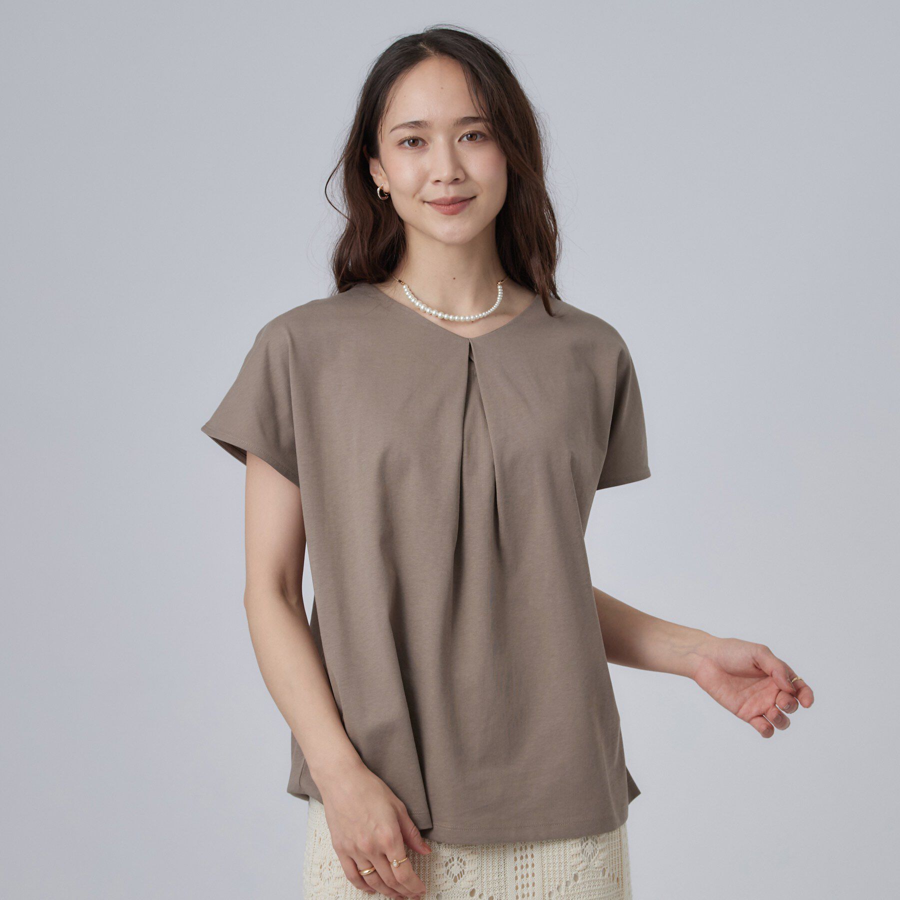 SHOO･LA･RUE「【ひんやり/前後2WAY/S-LL】楽に着られて好印象 やわらかトップス」|Tシャツ・カットソー|
