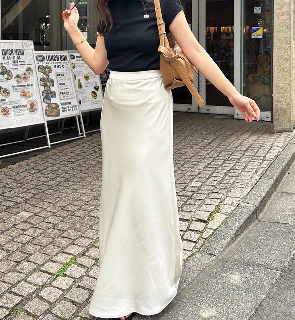  「【Tシャツが苦手な方にも◎】1ポイントボートネックTシャツ」|Tシャツ・カットソー|