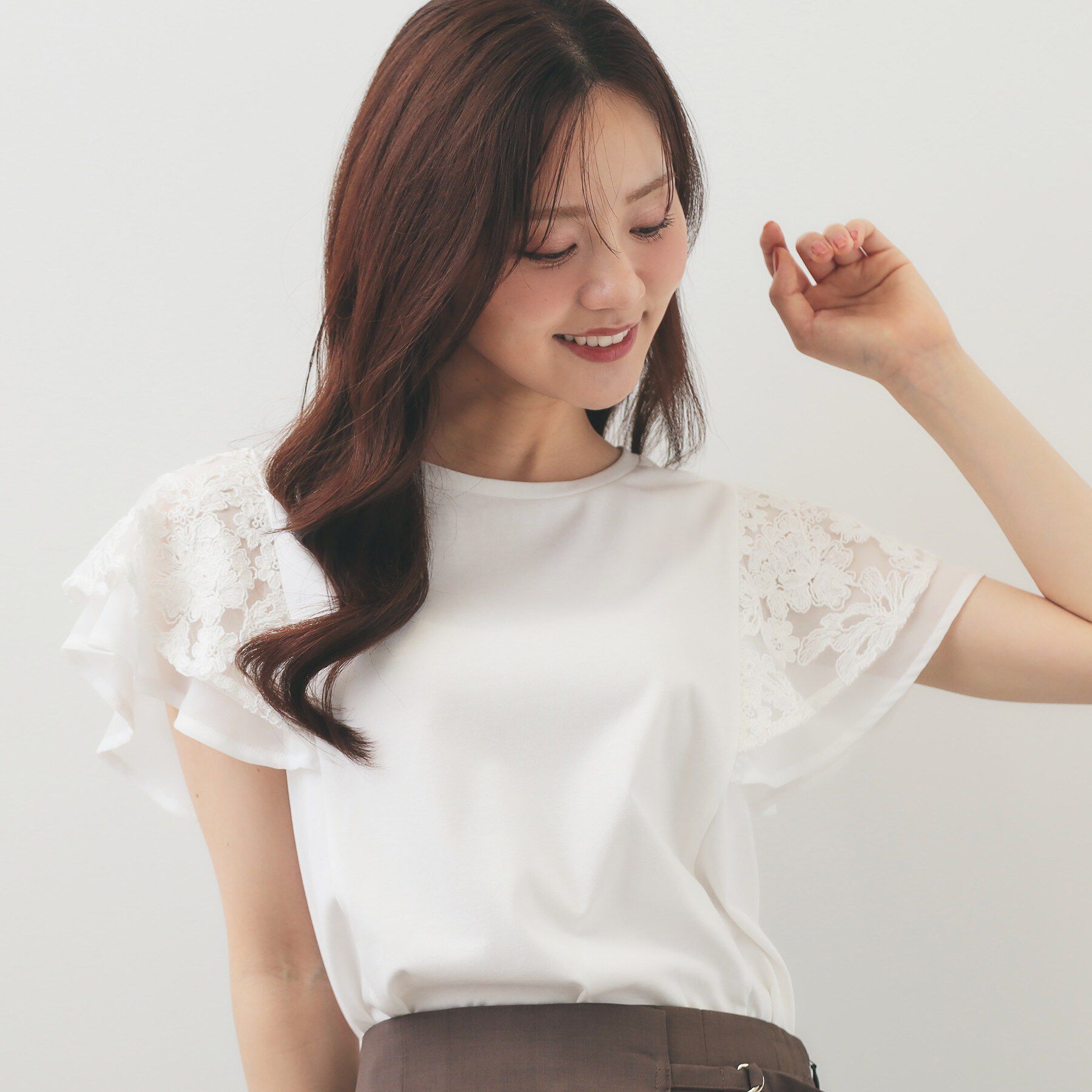 index「【接触冷感／UV】レースフレアスリーブトップス《洗濯機OK》」|Tシャツ・カットソー|オフホワイト(003