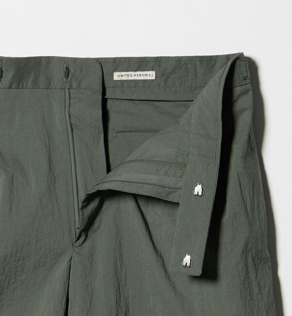 UNITED ARROWS「ワッシャーナイロン 2プリーツ サイドアジャスター ショーツ 撥水 ヨコストレッチ」|その他|