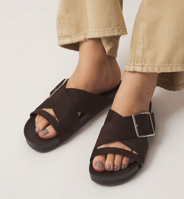 UNITED ARROWS green label relaxing「ビッグバックル フラットサンダル」|サンダル|DK.BROWN
