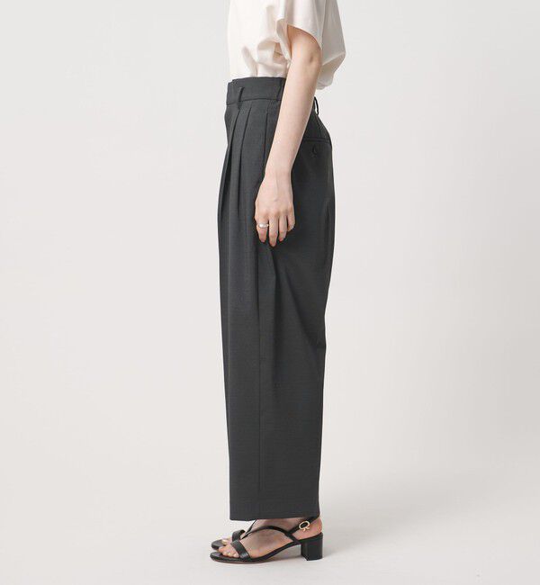UNITED ARROWS「タック テーパード クロップド パンツ」|チノ|