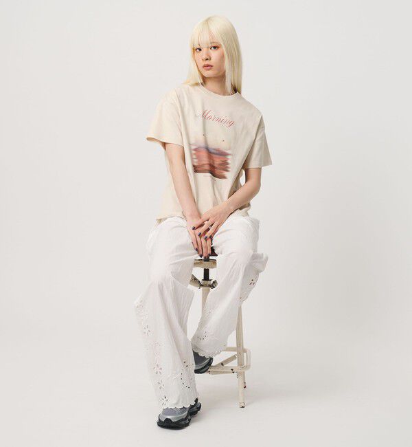BEAUTY&YOUTH UNITED ARROWS「【別注】＜She is-.＞プリント Tシャツ」|Tシャツ・カットソー|