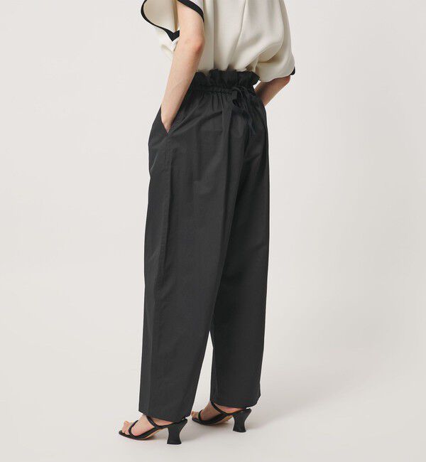 UNITED ARROWS「バック ギャザー リボンデザイン パンツ」|チノ|
