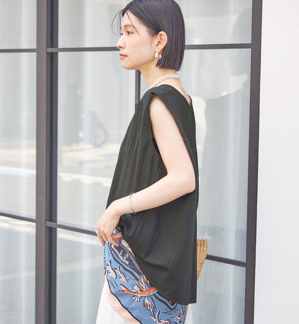 SHIPS for women「【実力派ベーシック】〈手洗い可能〉レーヨン ナイロン 深 ベンツ ノースリーブ プルオーバー」|Tシャツ・カットソー|