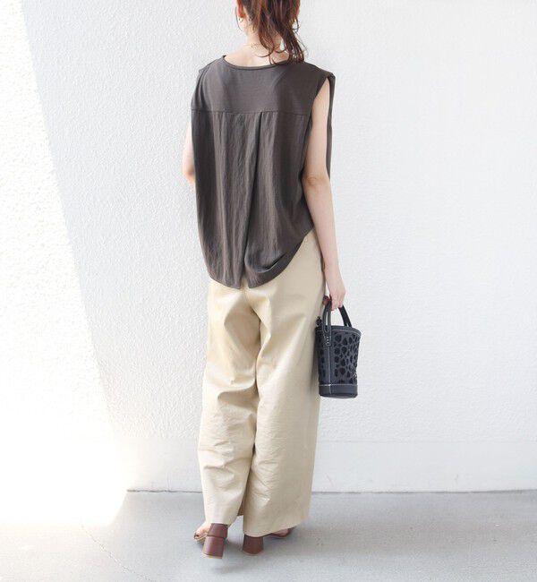 SHIPS for women「【実力派ベーシック】〈手洗い可能〉レーヨン ナイロン 深 ベンツ ノースリーブ プルオーバー」|Tシャツ・カットソー|