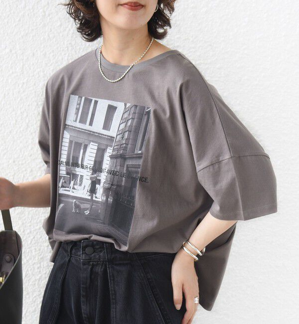 SHIPS for women「【SHIPS別注】81BRANCA: 5分袖 ロゴ・フォト TEE」|Tシャツ・カットソー|ダークグレー