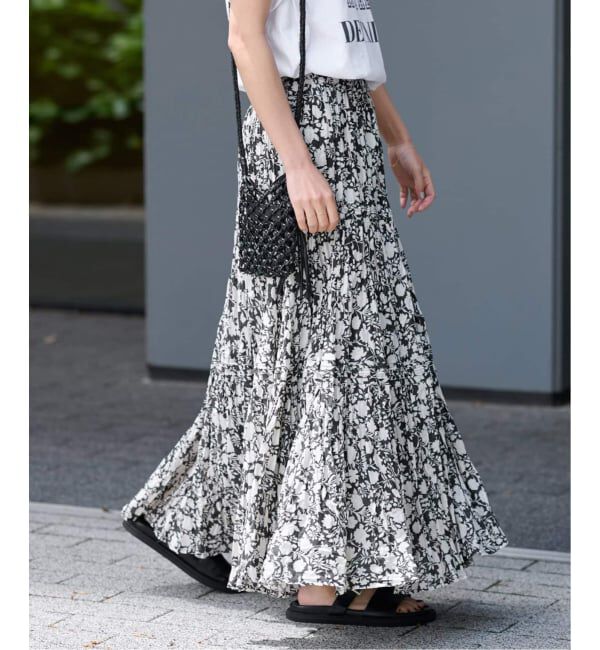 JOURNAL STANDARD relume「《WEB限定追加2》コットンボイルクリンクルティアードスカート（柄）」|スカート|ブラック A