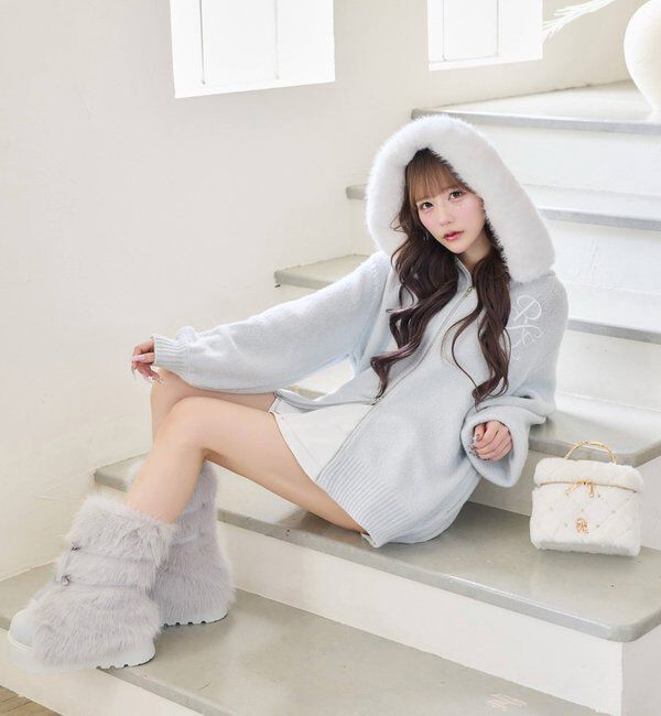  「【Premium order】リボン付きフェイクファー厚底ブーツ」|その他|