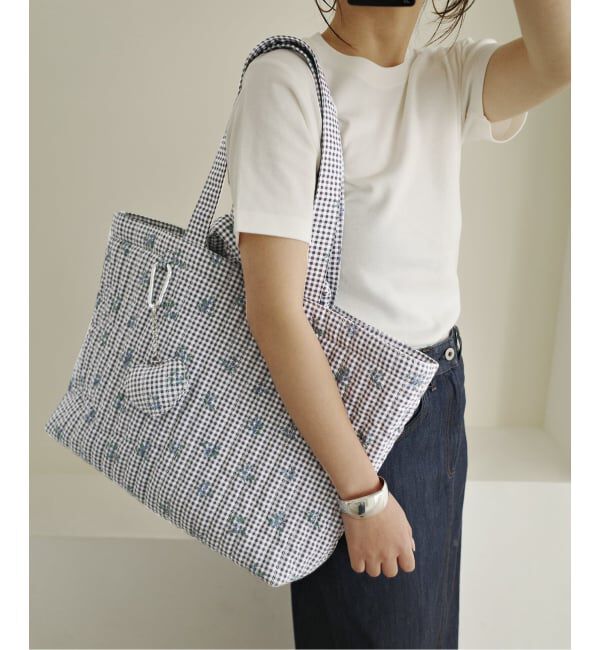 SLOBE IENA「《WEB限定/追加3》Margaux Dereume &times; SLOBE キルティングトートバッグ」|トートバッグ|