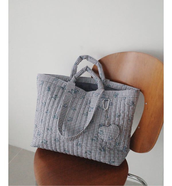 SLOBE IENA「《WEB限定/追加3》Margaux Dereume &times; SLOBE キルティングトートバッグ」|トートバッグ|