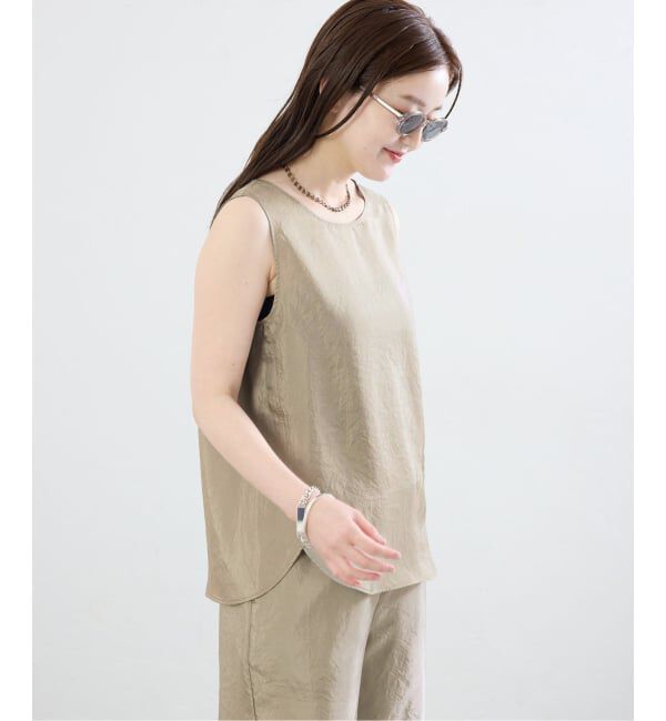 IENA「《接触冷感/セットアップ対応》シルキータフタノースリーブブラウス」|シャツ・ブラウス|