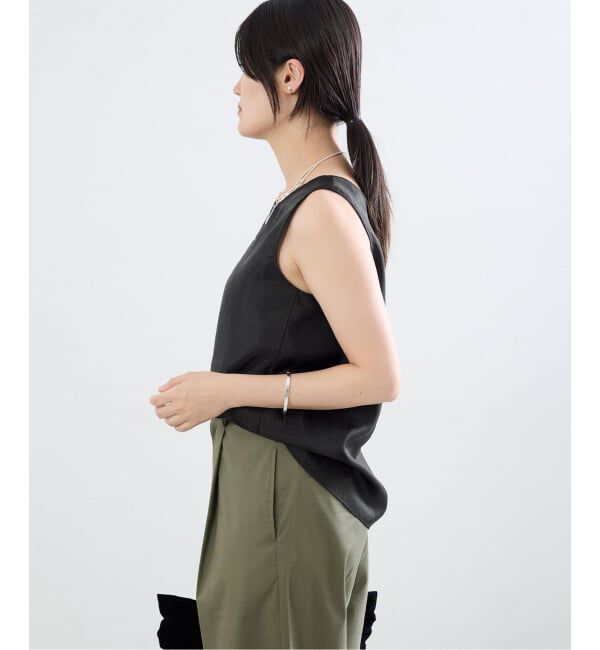 IENA「《接触冷感/セットアップ対応》シルキータフタノースリーブブラウス」|シャツ・ブラウス|