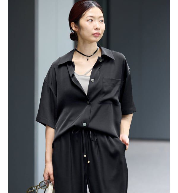 IENA「《接触冷感/UVカット》サテンポケット付きシャツ」|シャツ・ブラウス|