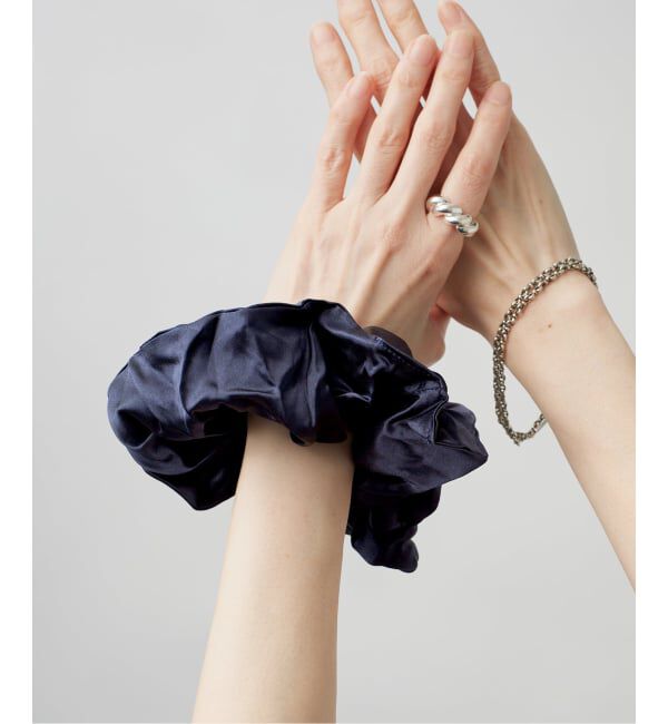 VERMEIL par iena「TENDRESSE STUDIO テンドレッセ スタジオ Giant Scrunchie Silk Sa」|その他|ネイビー