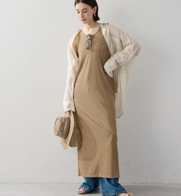  「【2サイズ展開】ヘンリーカットマキシワンピース」|ワンピース|モカ