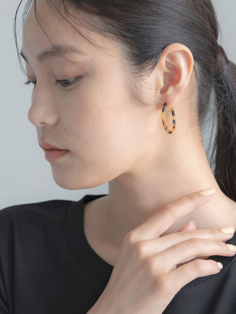 Te chichi「べっこう風フープピアス」|ピアス|