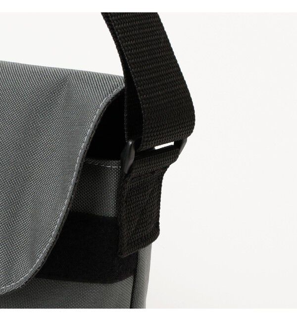 BEAMS「【別注】DEMARTINI / Messenger Bag」|リュック|