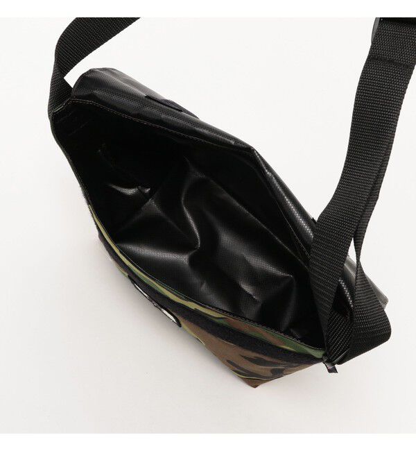 BEAMS「【別注】DEMARTINI / Messenger Bag」|リュック|
