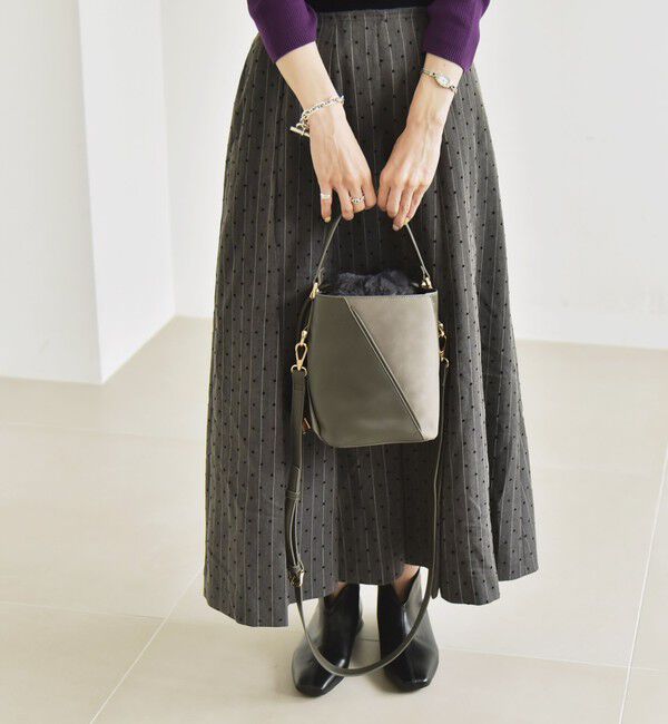 quaranciel「《一部追加予約》quaranciel: 2way コンビ バケツ ショルダーバッグ &times; フェイクファー 巾着」|ショルダー・メッセンジャー|