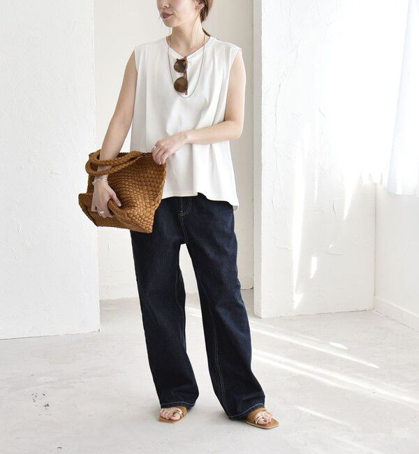 quaranciel「quaranciel:〈接触冷感/汗染み防止加工/洗濯機可能〉クルー ノースリーブ TEE」|Tシャツ・カットソー|