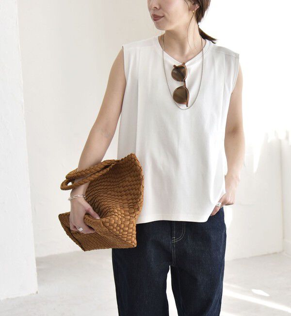 quaranciel「quaranciel:〈接触冷感/汗染み防止加工/洗濯機可能〉クルー ノースリーブ TEE」|Tシャツ・カットソー|