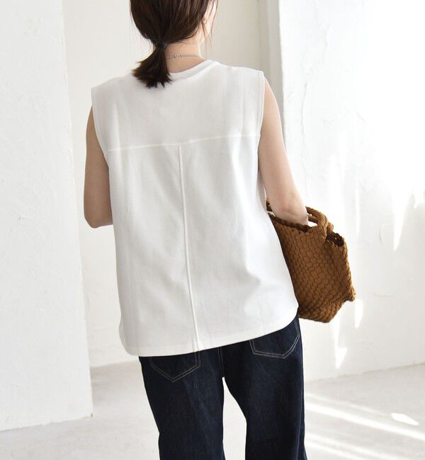 quaranciel「quaranciel:〈接触冷感/汗染み防止加工/洗濯機可能〉クルー ノースリーブ TEE」|Tシャツ・カットソー|