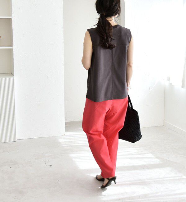 quaranciel「quaranciel:〈接触冷感/汗染み防止加工/洗濯機可能〉クルー ノースリーブ TEE」|Tシャツ・カットソー|