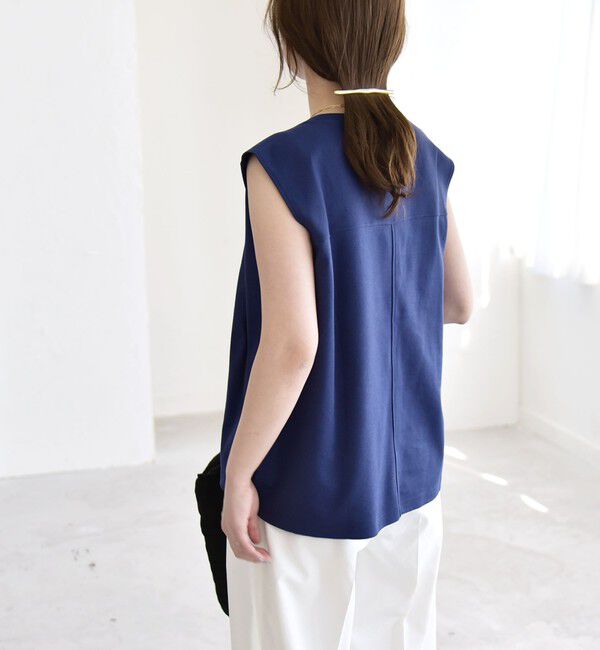 quaranciel「quaranciel:〈接触冷感/汗染み防止加工/洗濯機可能〉クルー ノースリーブ TEE」|Tシャツ・カットソー|