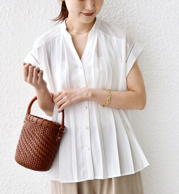 SHIPS for women「【WEB限定】〈手洗い可能〉ストレッチ ジョーゼット プリーツ スキッパー ブラウス」|シャツ・ブラウス|オフホワイト