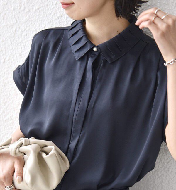 SHIPS for women「〈手洗い可能〉サテン 襟 タック デザイン ブラウス」|シャツ・ブラウス|