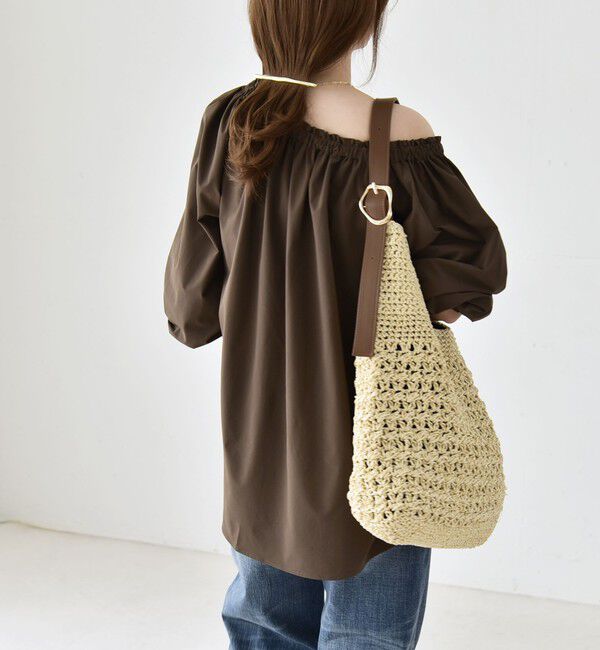 quaranciel「quaranciel:〈接触冷感/UVカット/撥水加工〉ギャザー オフショル ラッシュガード ブラウス」|シャツ・ブラウス|