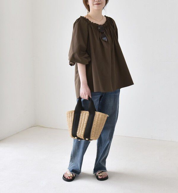 quaranciel「quaranciel:〈接触冷感/UVカット/撥水加工〉ギャザー オフショル ラッシュガード ブラウス」|シャツ・ブラウス|