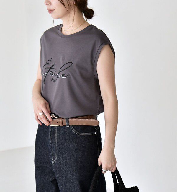 quaranciel「quaranciel:〈洗濯機可能〉スパンコール ロゴ 刺繍 フレンチスリーブ TEE」|Tシャツ・カットソー|