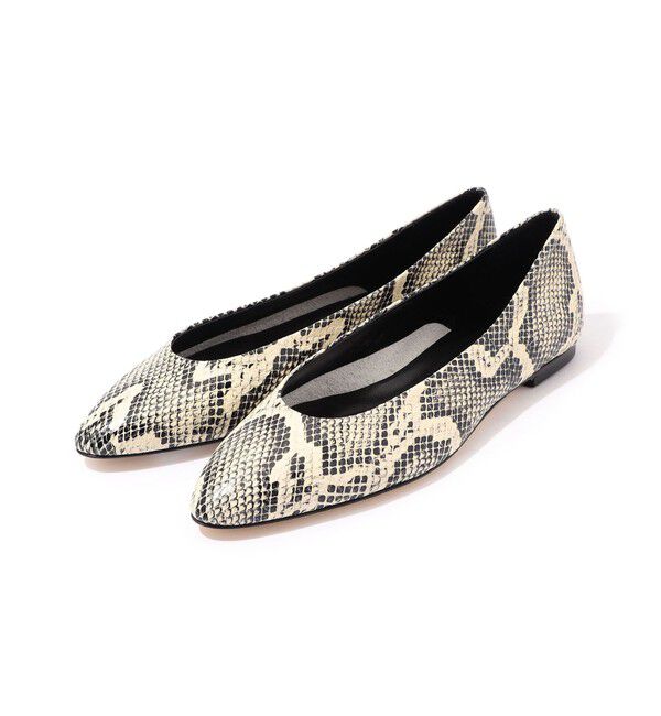 TOMORROWLAND GOODS「Aeyde Ellie Almond-Toe フラットシューズ」|バレエシューズ|