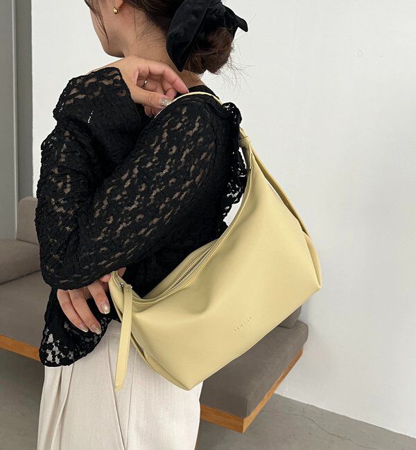  「【人気のため再入荷/軽量/大容量】ロールハンドルバッグ」|トートバッグ|