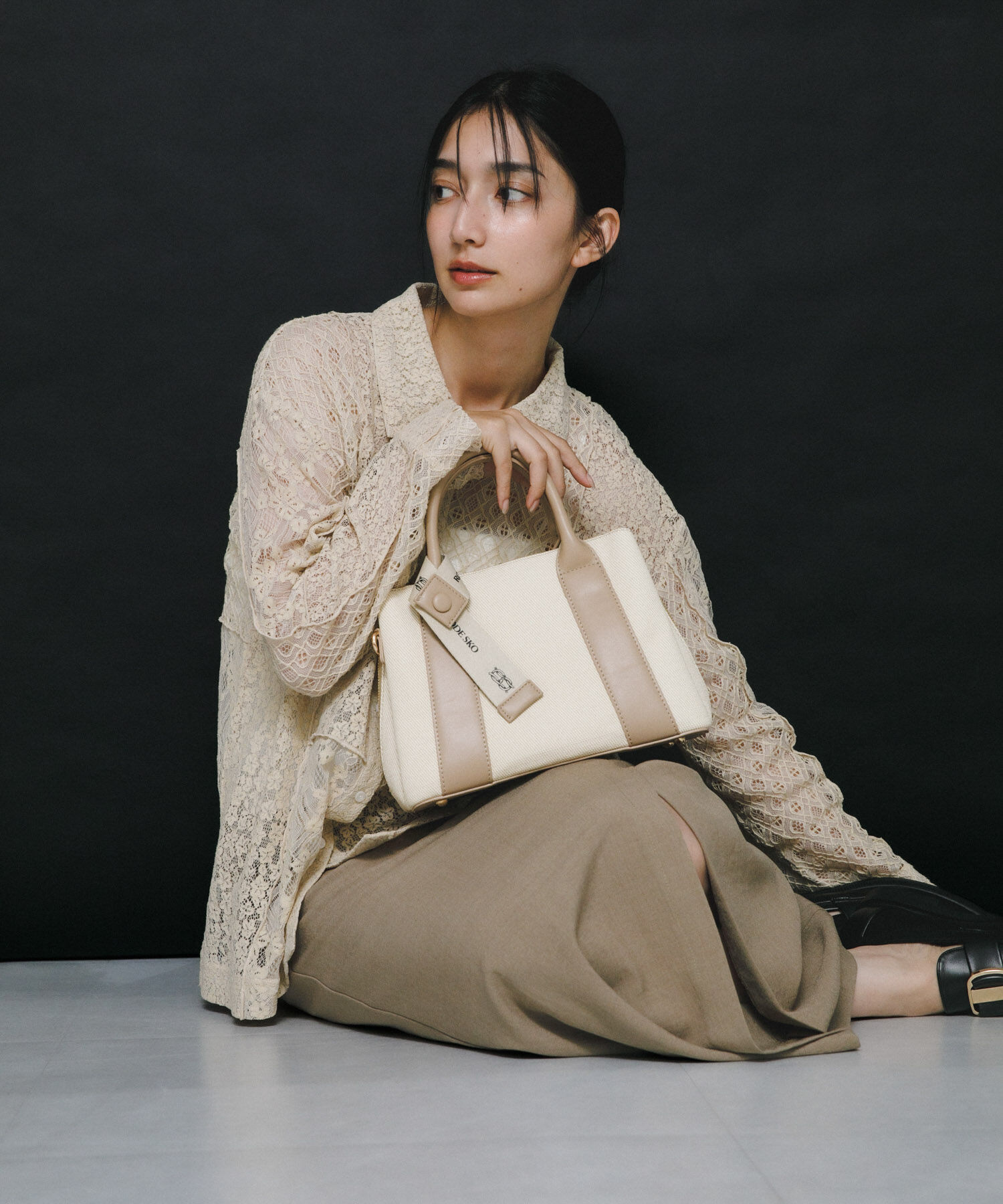 RODE SKO「『Mサイズ』ロゴリボン付2WAYハンドバッグ」|ハンドバッグ|アイボリー