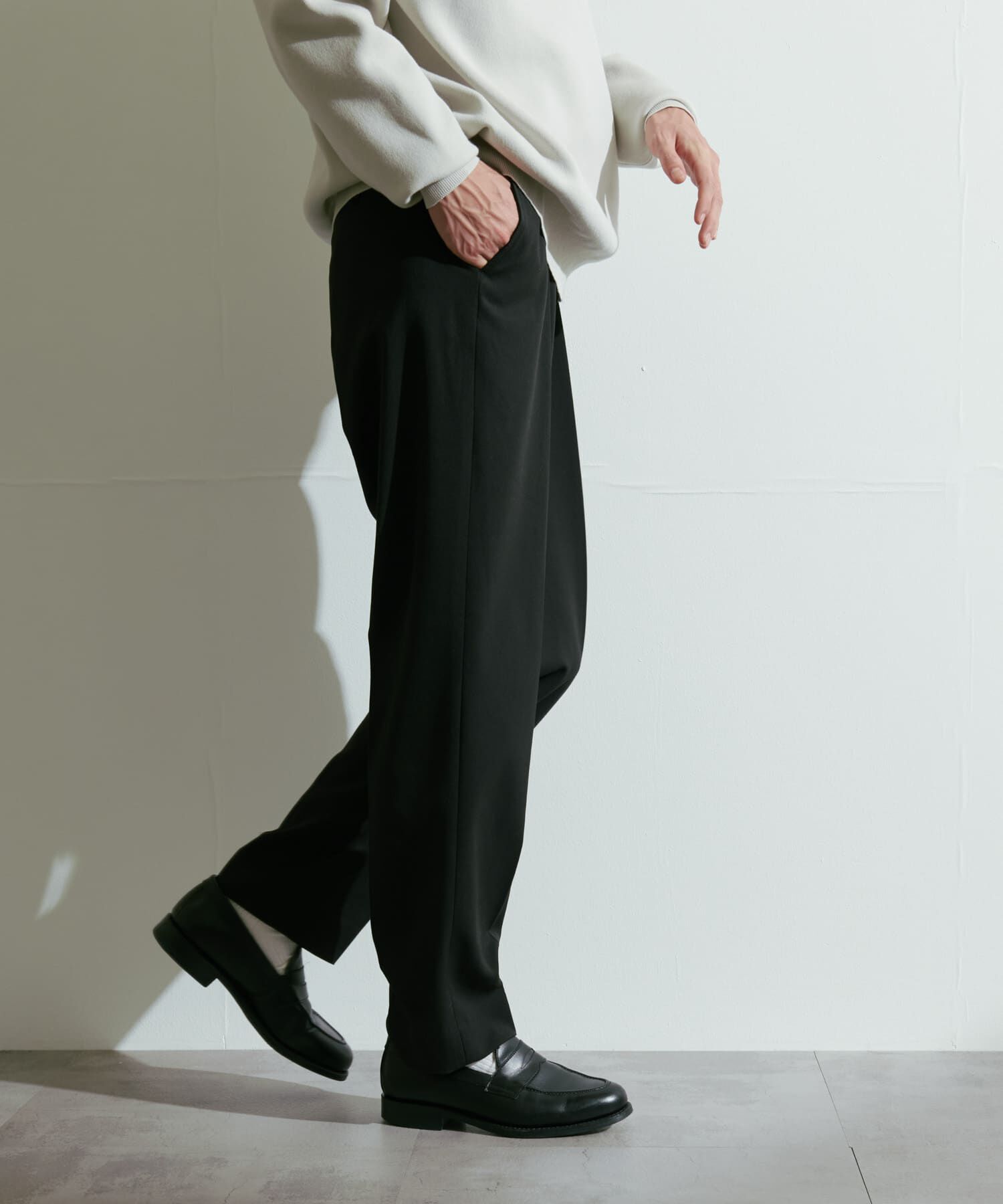 URBAN RESEARCH DOORS「『UR TECH』完声 テーパードトラウザー」|その他|