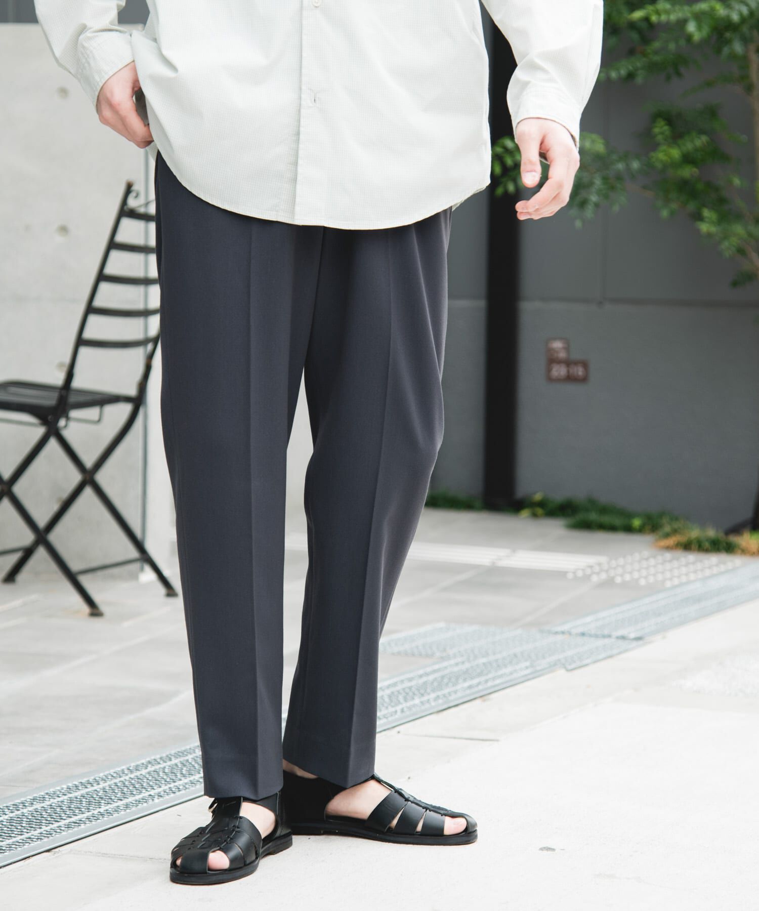URBAN RESEARCH DOORS「『UR TECH』完声 テーパードトラウザー」|その他|