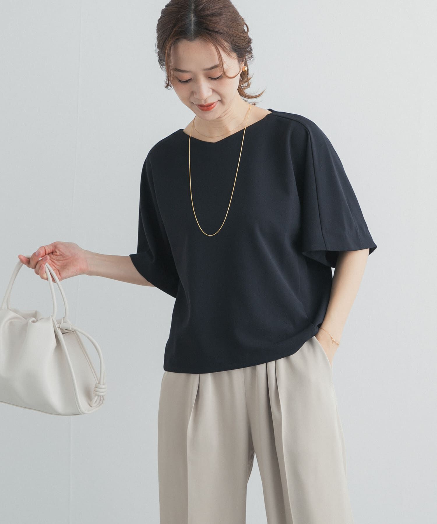 URBAN RESEARCH DOORS「カットジョーゼットVネックプルオーバー」|Tシャツ・カットソー|