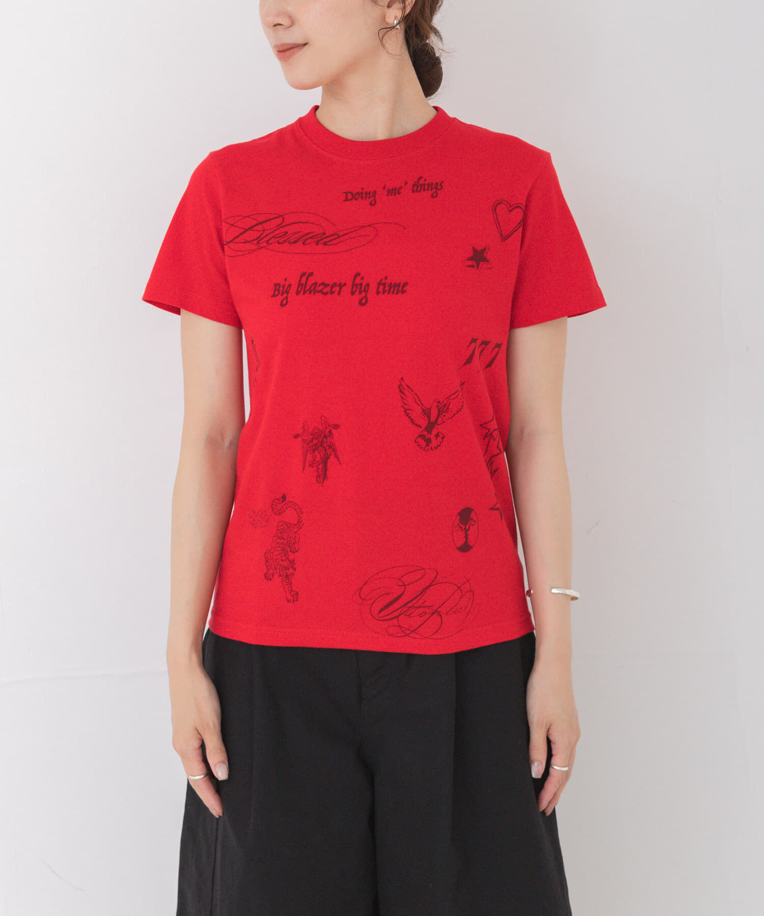 URBAN RESEARCH「Teya　TATOO T-SHIRTS」|Tシャツ・カットソー|