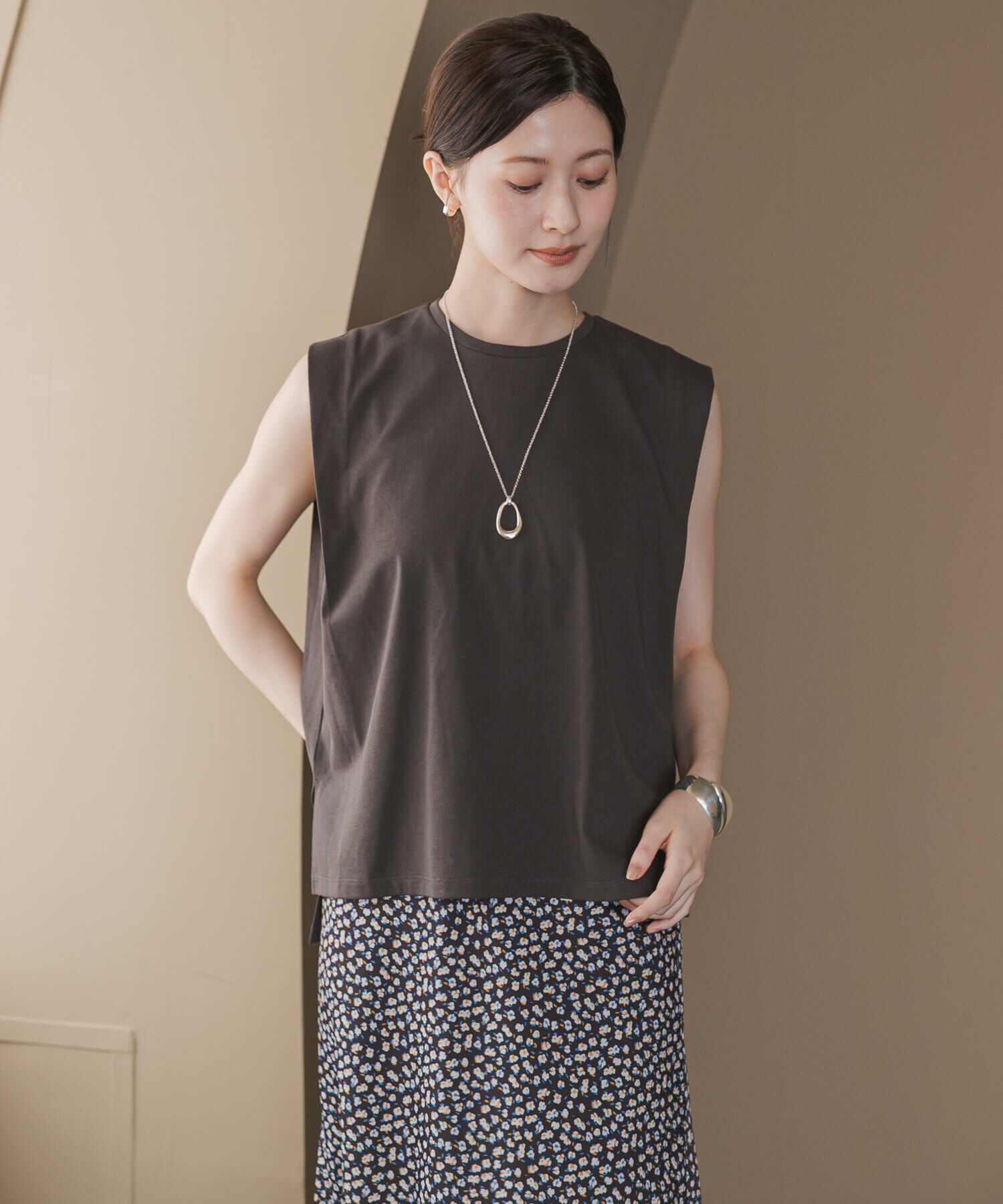 URBAN RESEARCH「汗染み防止ショルダータックカットソー」|Tシャツ・カットソー|チャコールグレー