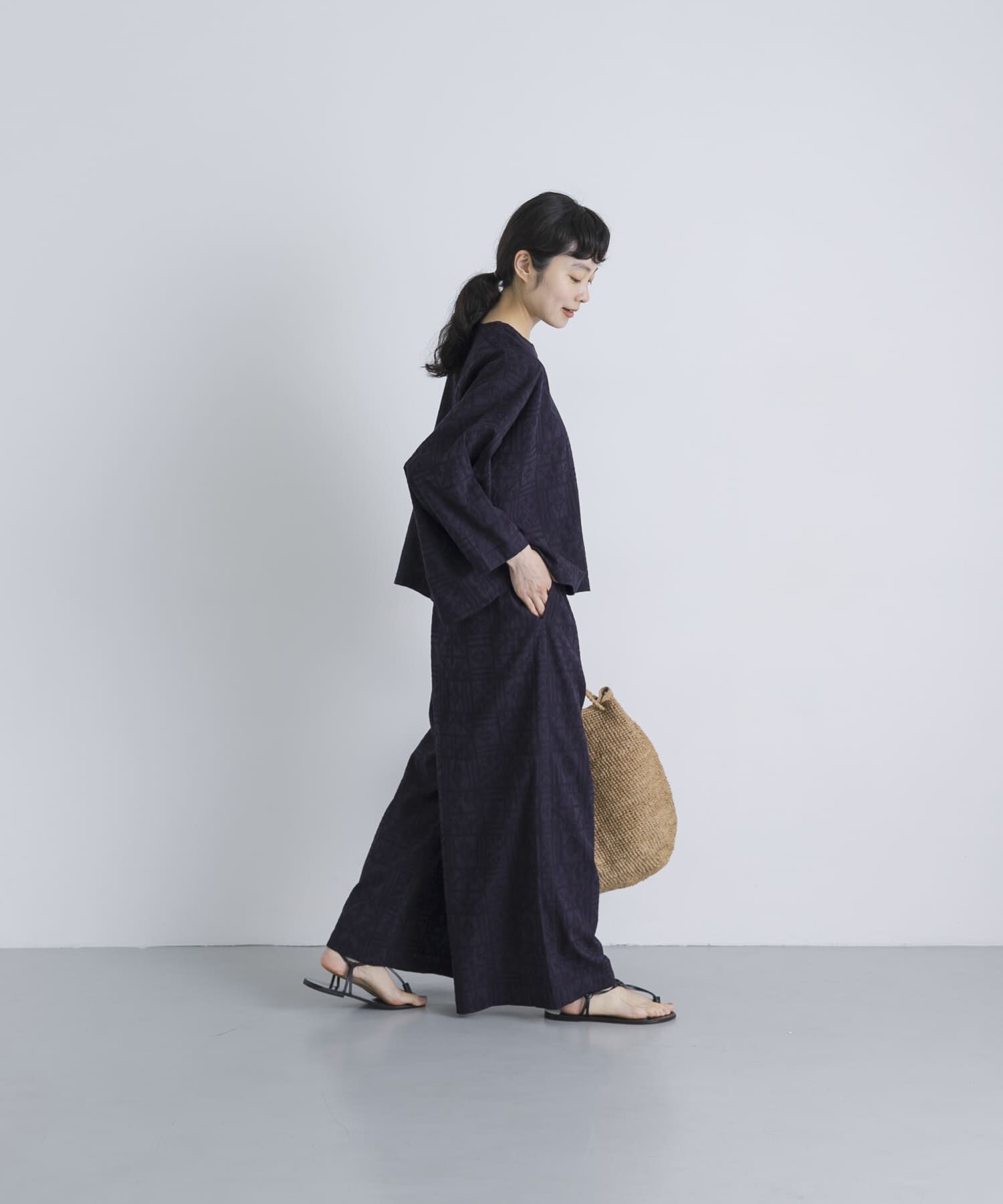 かぐれ「コットンクロス刺しゅうワイドパンツ」|その他|