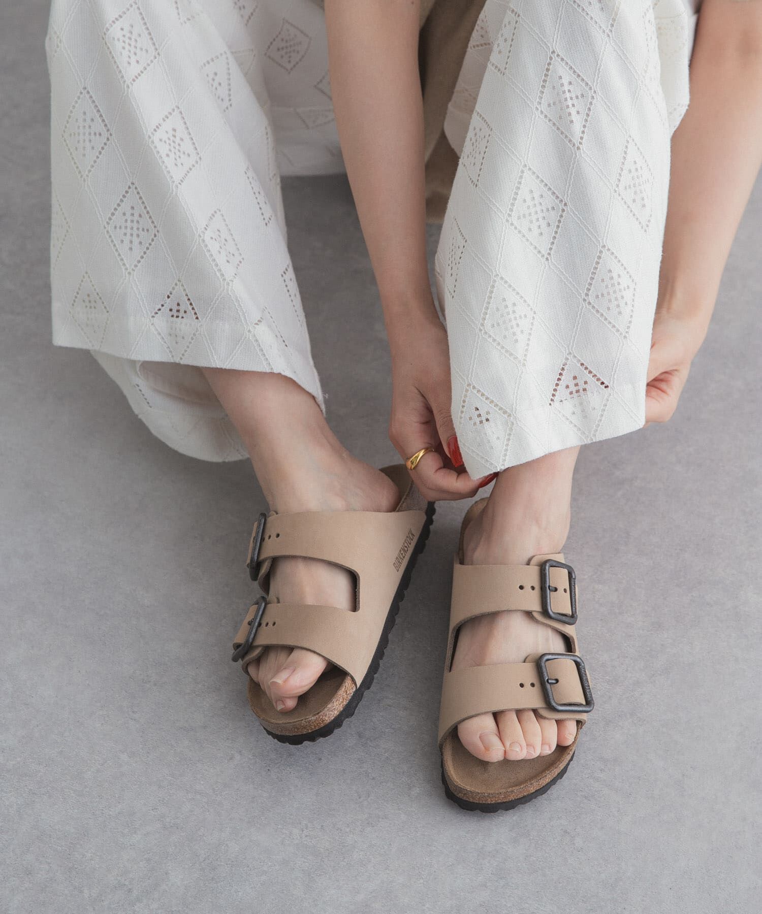 URBAN RESEARCH DOORS「BIRKENSTOCK　EXCLUSIVE ARIZONA WB(NR)」|サンダル|