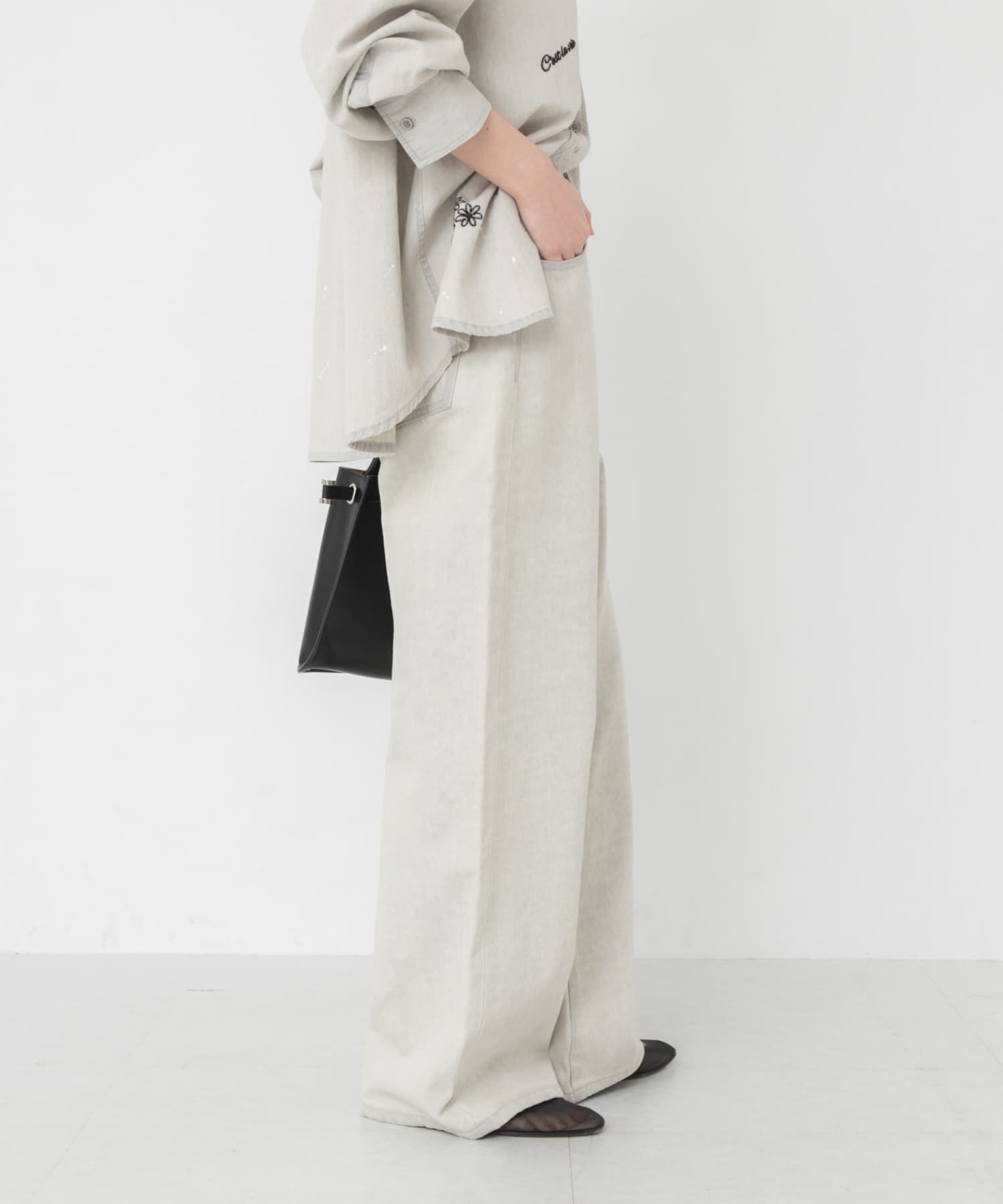 URBAN RESEARCH「『別注』PICCADILLY&times;URBAN RESEARCH　デニムストレートパンツ」|デニム|