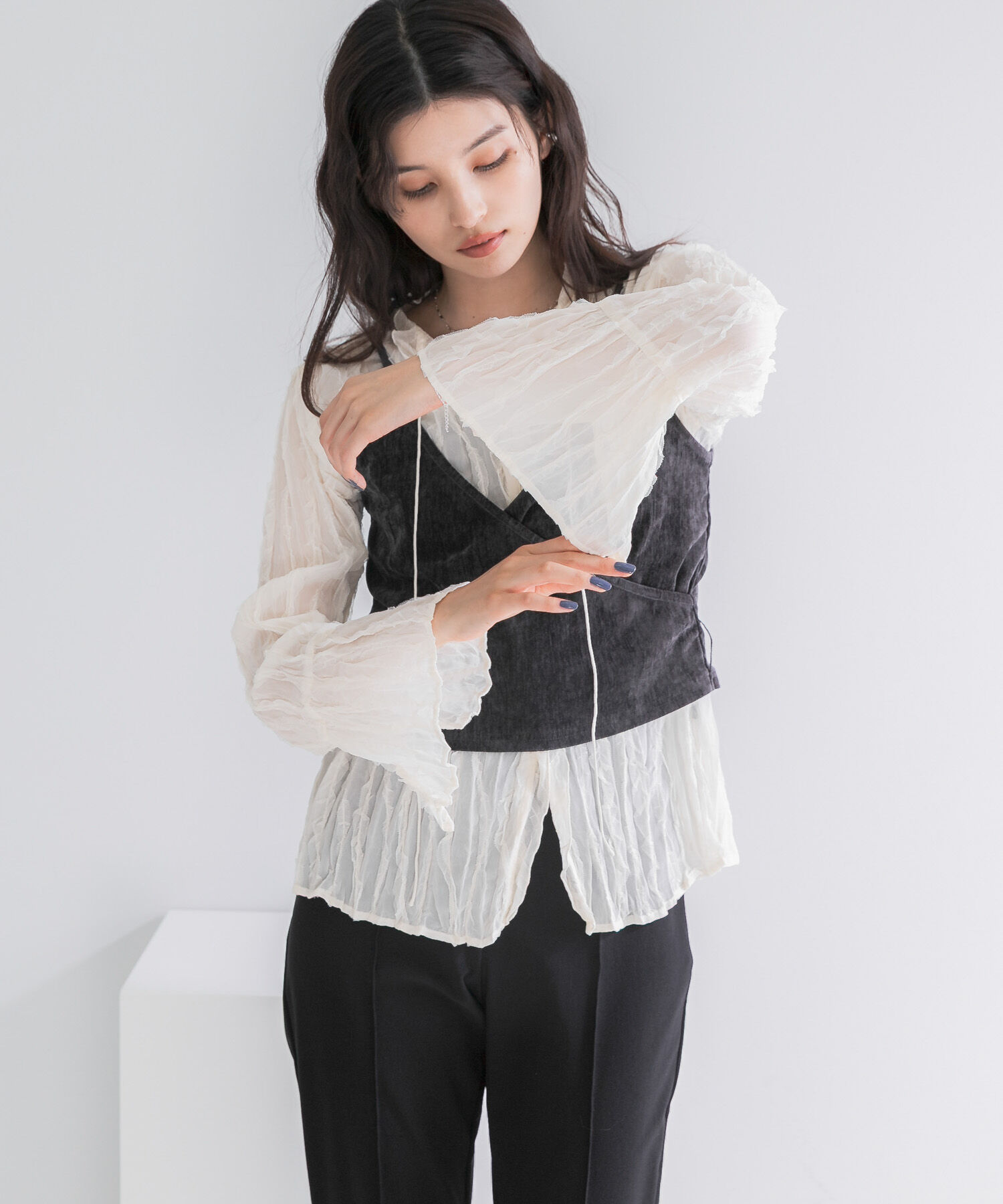 URBAN RESEARCH ROSSO「ワッシャープリーツシアーブラウス」|シャツ・ブラウス|オフホワイト
